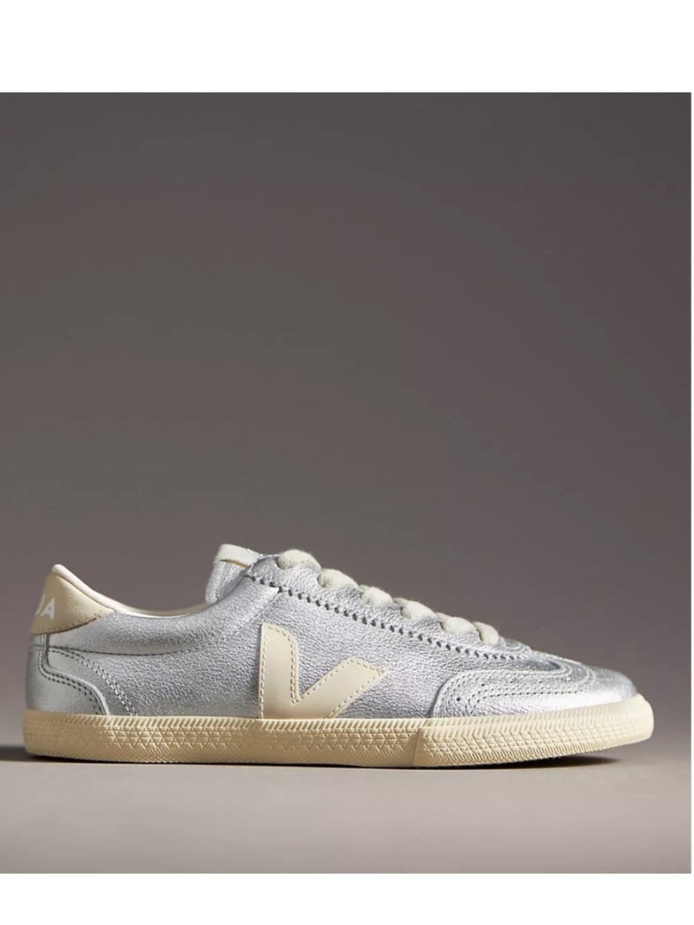 Veja Women’s Volley Leather Sneaker in Silver/Pierre sz 36EU/5US New in Box - Picture 1 of 7